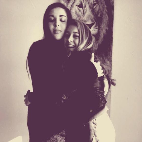 Meet your Posher, Tonya - Picture 1 of 1